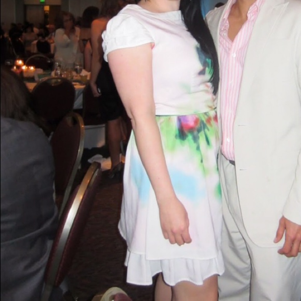 Jessica Simpson dress